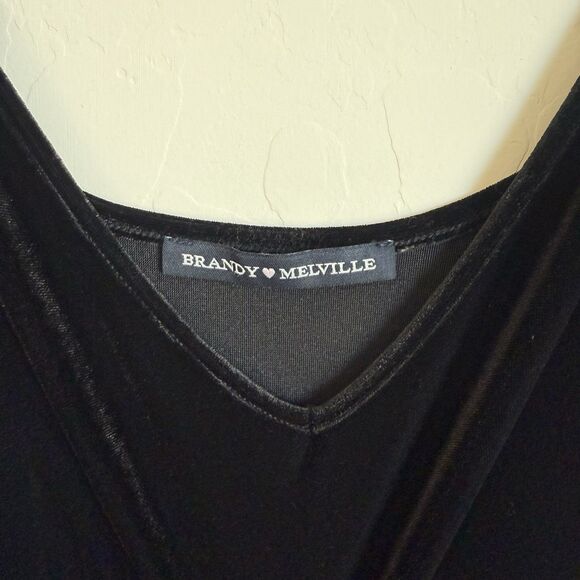 Brandy Melville Womens Whimsy Goth Velvet Sleeveless Mini Dress Black Fall Witch - Picture 8 of 14